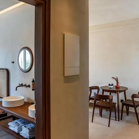 Peranosa The Residency Aparthotel