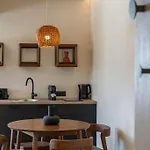 Peranosa The Residency Perivolos (Santorini)