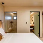 Peranosa The Residency
