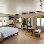 Peranosa The Residency 4*