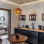 شقة فندقية Peranosa The Residency