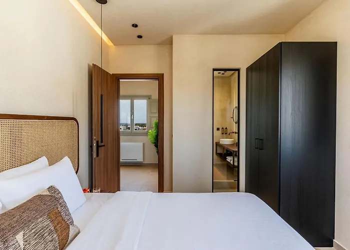 Peranosa The Residency 4*