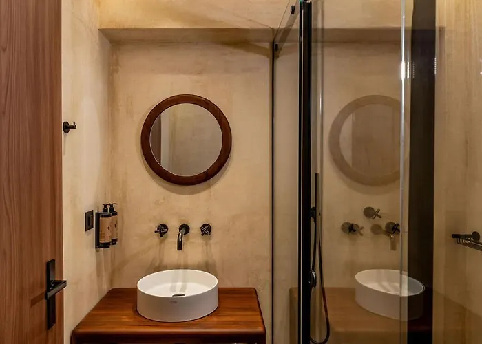 Peranosa The Residency